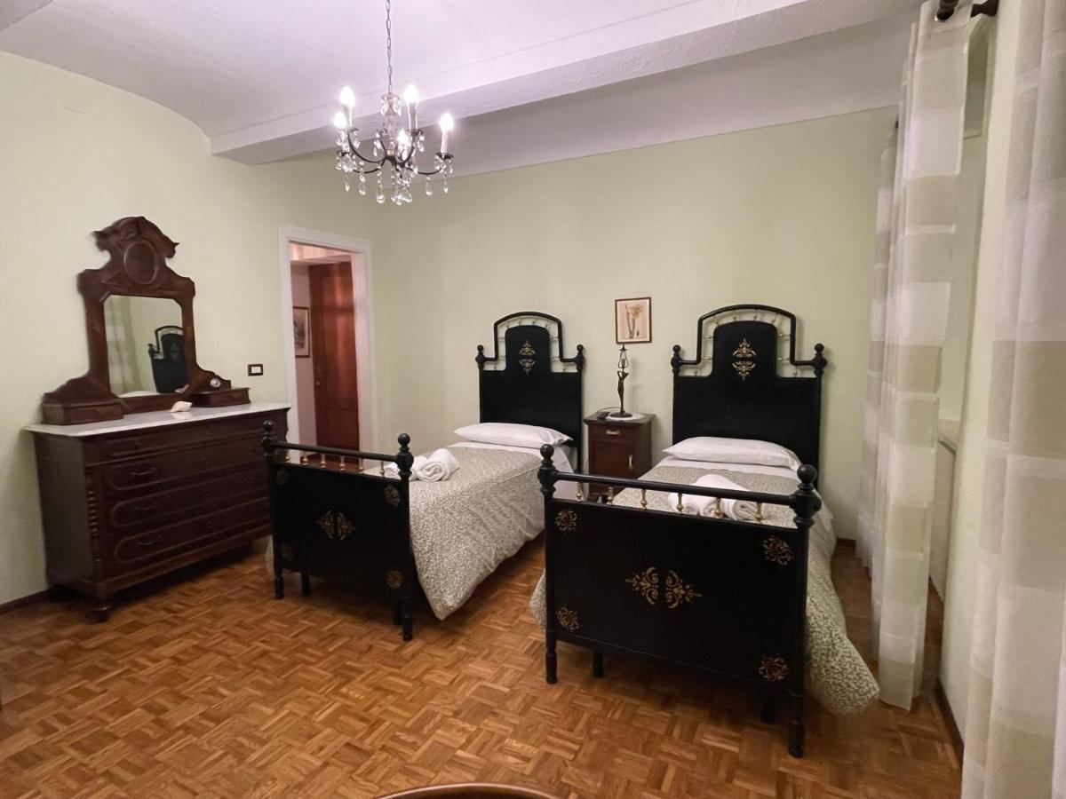 Ca' Dij Sarach Apartamento Canelli Exterior foto