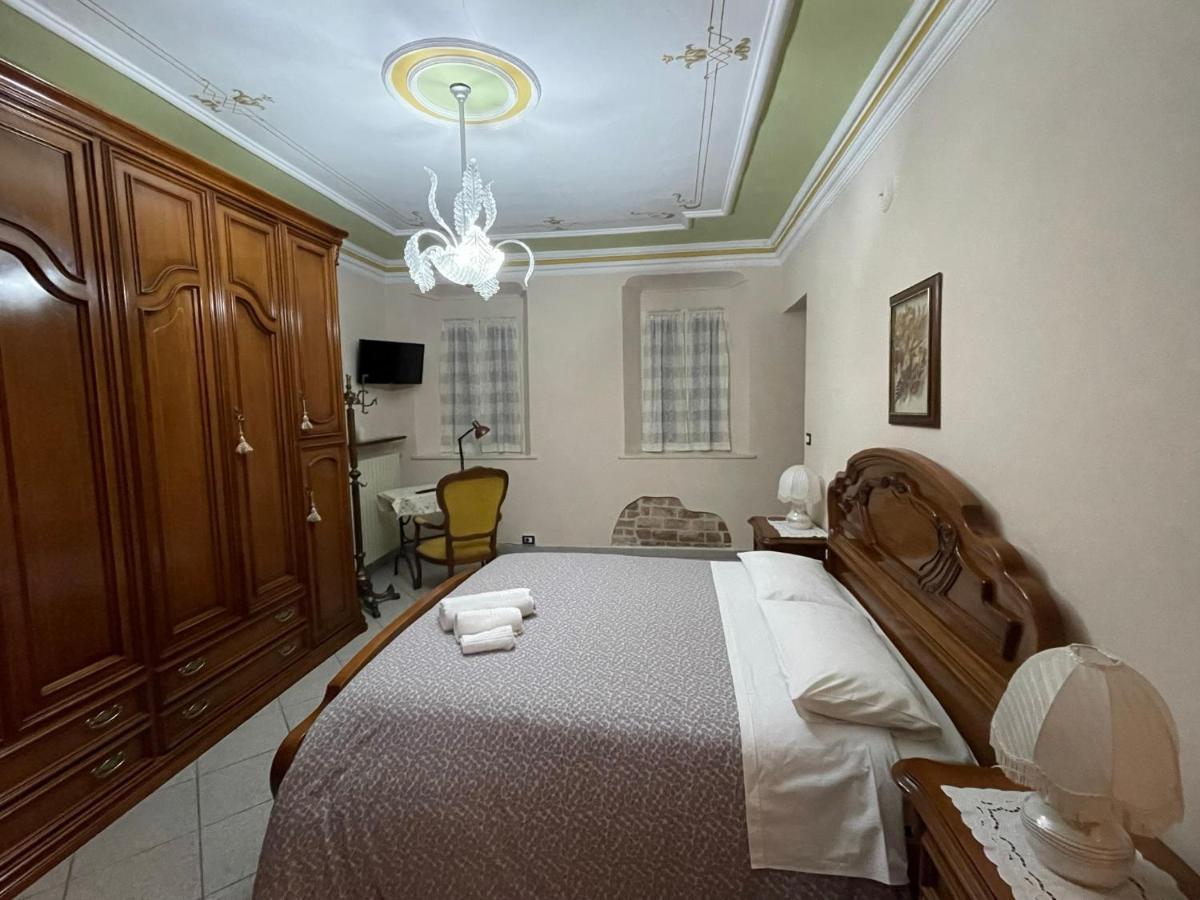 Ca' Dij Sarach Apartamento Canelli Exterior foto